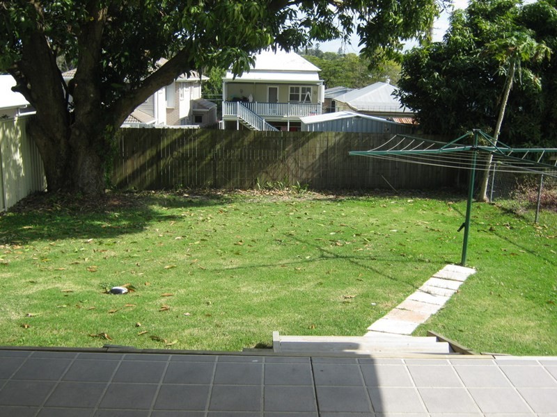 75 Whites Road, Manly West QLD 4179