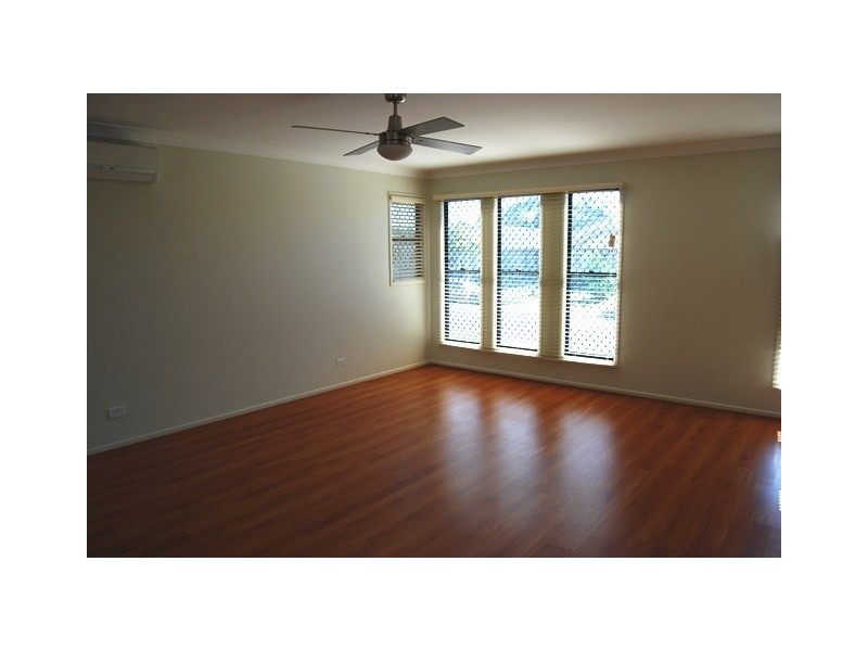 75 Whites Road, Manly West QLD 4179