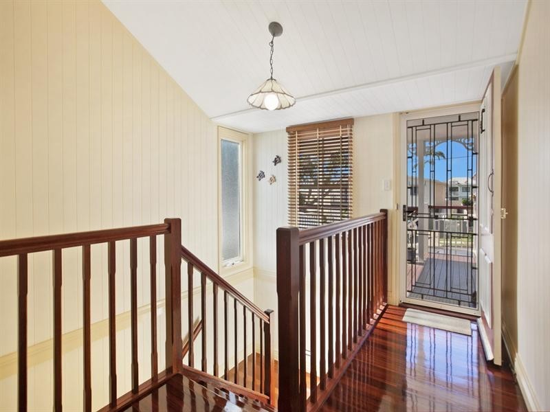 39 Cedar Street, Wynnum QLD 4178