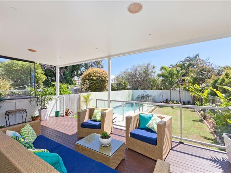 13 Pine Street, Wynnum QLD 4178