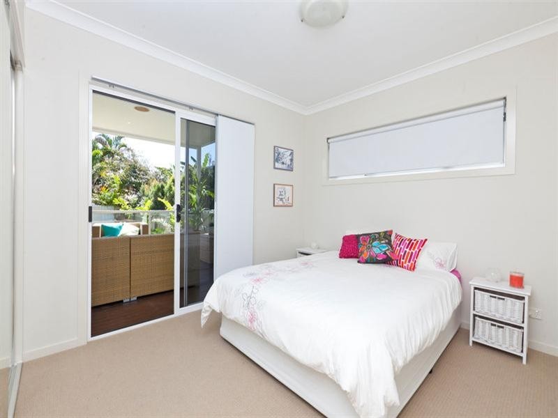 13 Pine Street, Wynnum QLD 4178