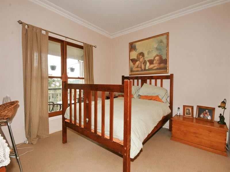 5 Hutton Avenue, Wynnum QLD 4178