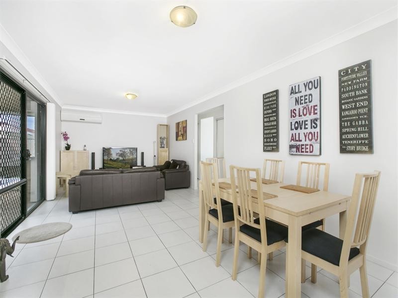 3 Venn Court, Wynnum West QLD 4178