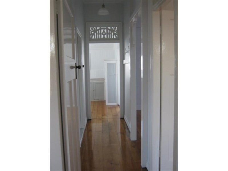 41 Walnut Street, Wynnum QLD 4178