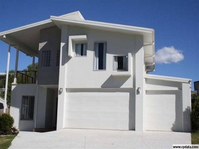 8 Glider Close, Wakerley QLD 4154