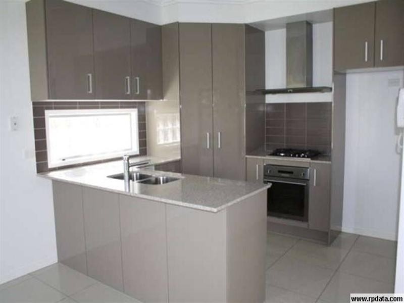 8 Glider Close, Wakerley QLD 4154