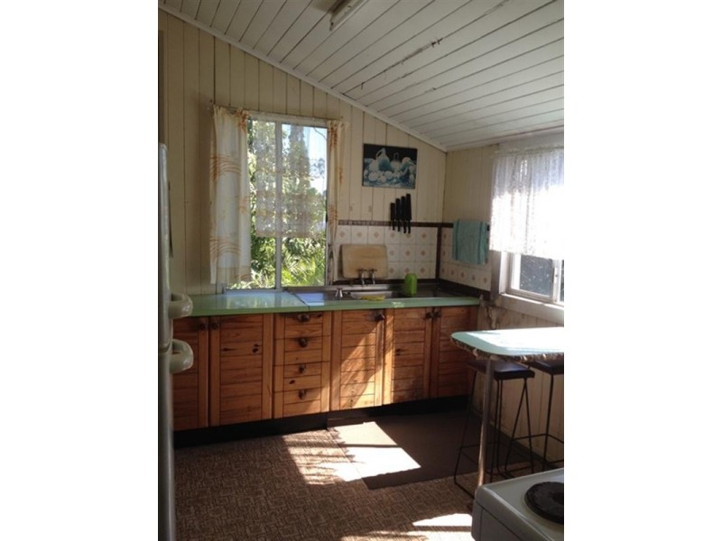 99 Drayton Terrace, Wynnum QLD 4178