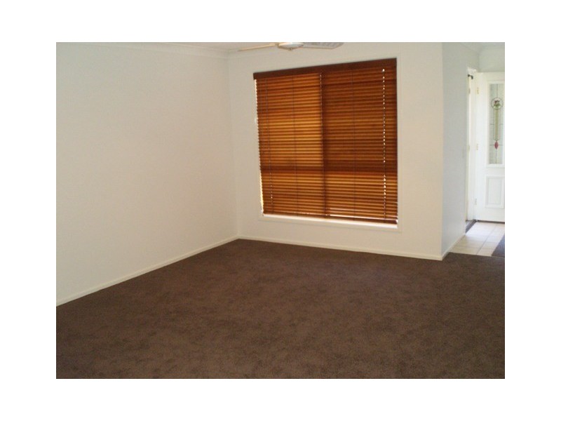 17 Manettia Street, Wynnum West QLD 4178