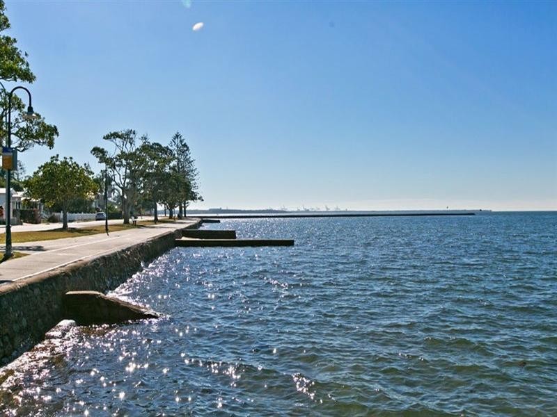 9 Cusack Parade, Wynnum QLD 4178