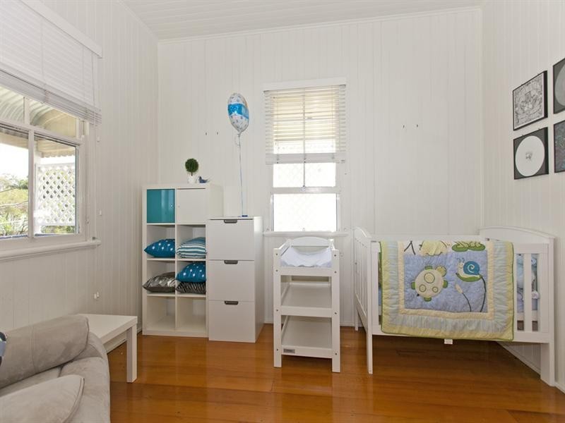 12 Killarney Avenue, Manly West QLD 4179