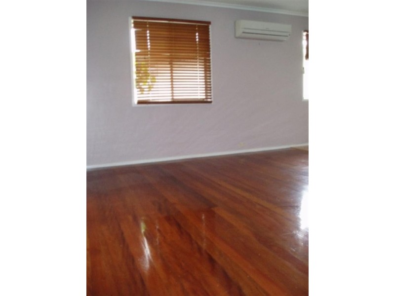 10 Talegalla Street, Wynnum West QLD 4178