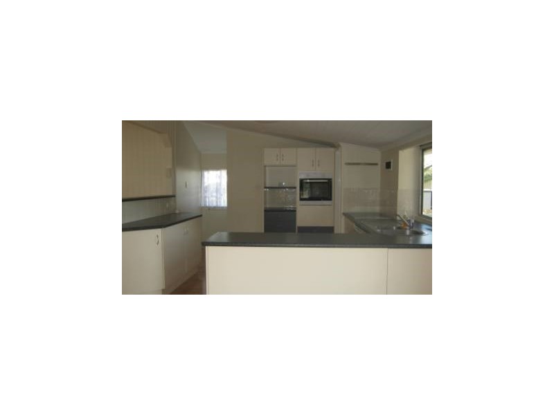 84 Haylock Street, Wynnum QLD 4178