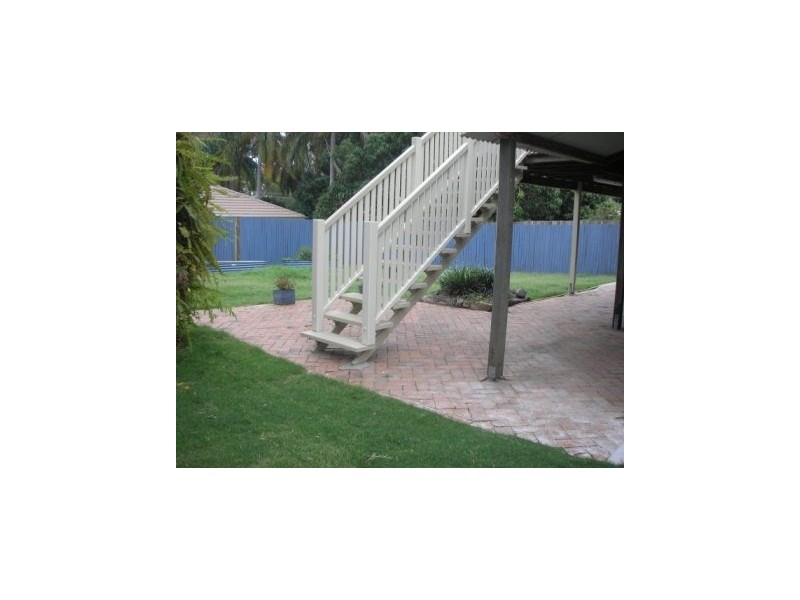 84 Haylock Street, Wynnum QLD 4178