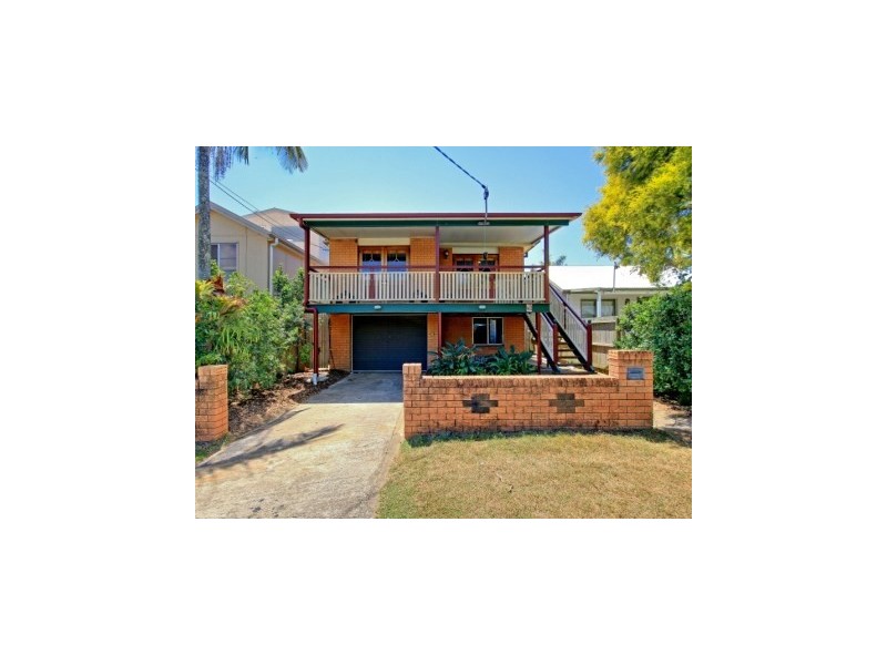 873 Esplanade, Lota QLD 4179