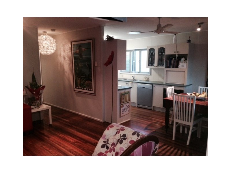 873 Esplanade, Lota QLD 4179