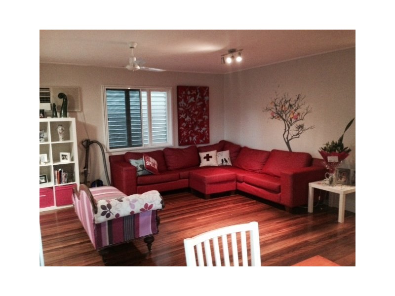 873 Esplanade, Lota QLD 4179