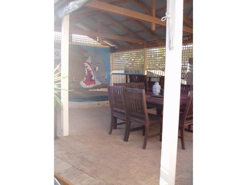 163 West Avenue, Wynnum QLD 4178