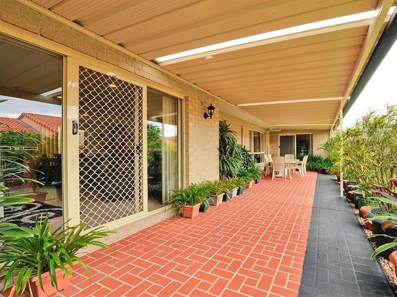 24 SAMANTHA Street, Wynnum West QLD 4178