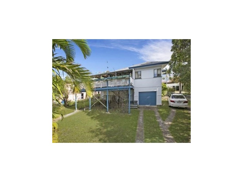 32 Fisher Street, Manly QLD 4179