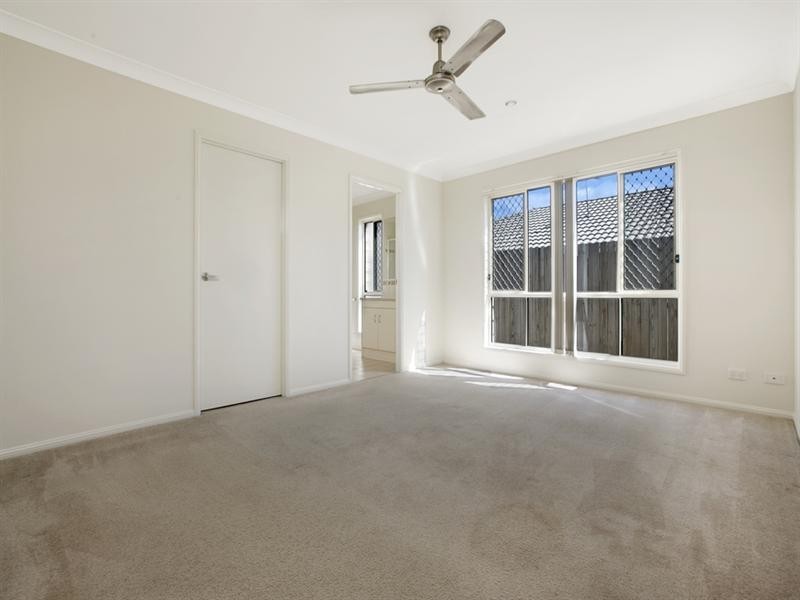 7 Jasmine Street, Wakerley QLD 4154