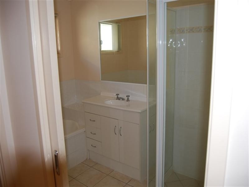 1 Gahnia Street, Victoria Point QLD 4165