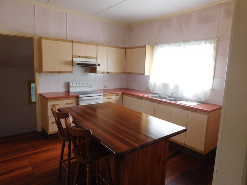 2304 Wynnum Road, Wynnum QLD 4178
