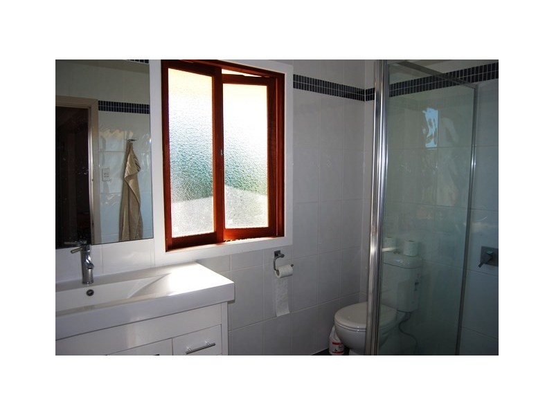 69 Sibley Road, Wynnum West QLD 4178