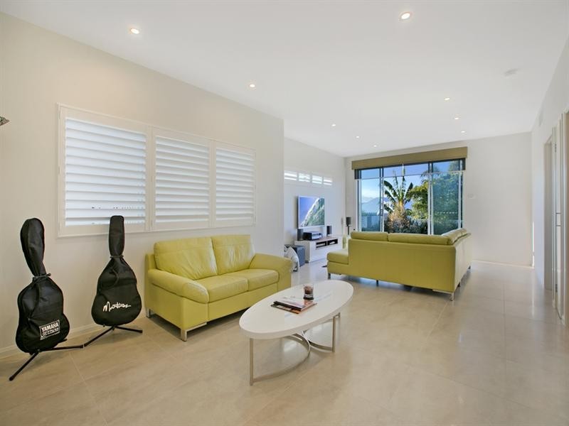 36 Melville Terrace, Wynnum QLD 4178