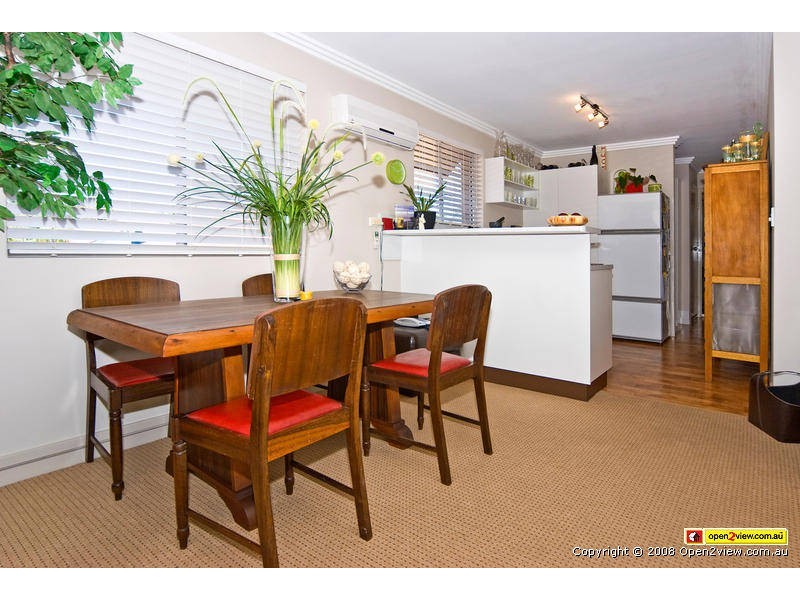 4/37 Berrima Street, Wynnum QLD 4178