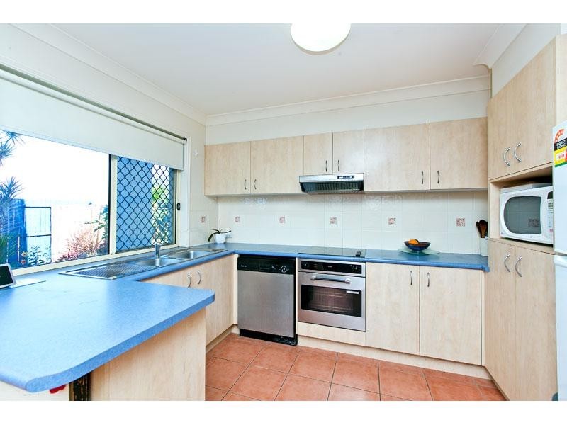 30/81 Network Drive, Wynnum West QLD 4178