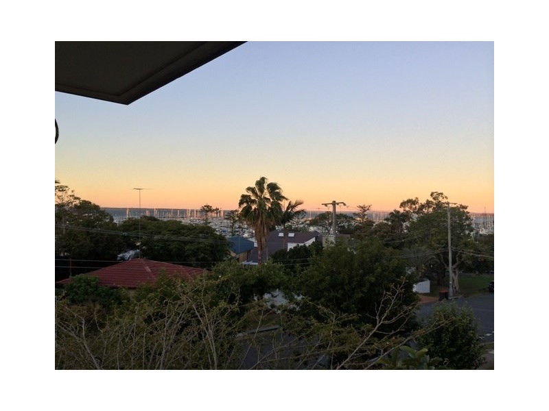 22 Benalla Street, Manly QLD 4179