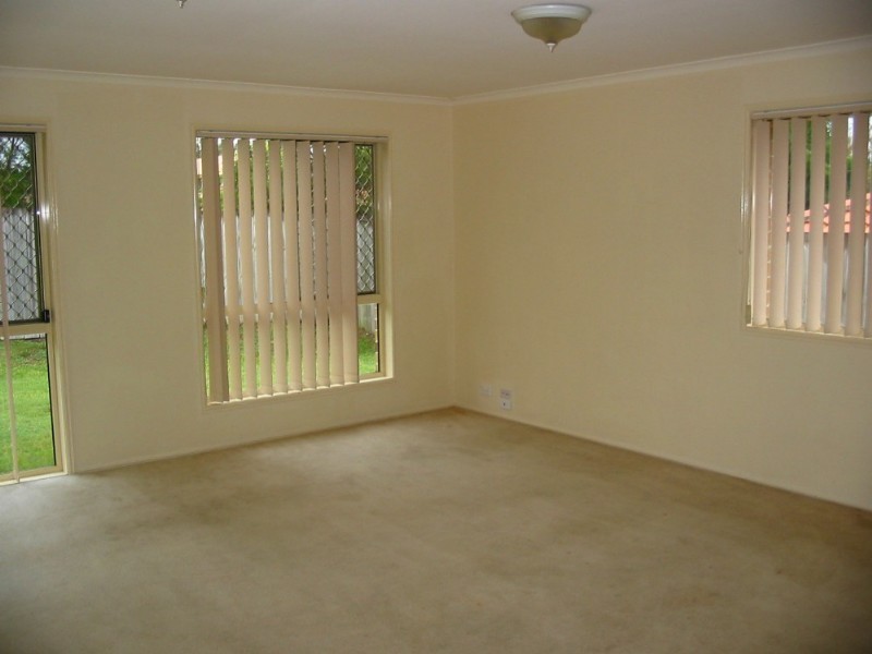 4 Magdalene Street, Wynnum West QLD 4178