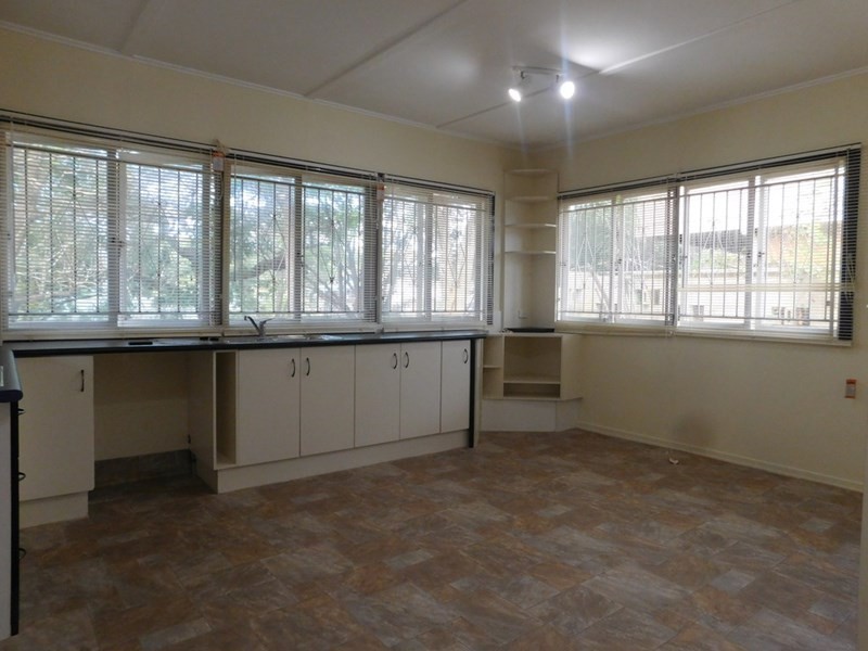 211 Sibley Road, Wynnum QLD 4178