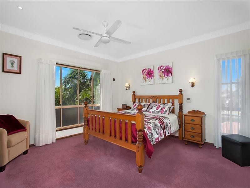 4 Cannes Street, Wakerley QLD 4154