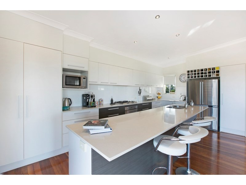 16A Ringara Street, Manly West QLD 4179