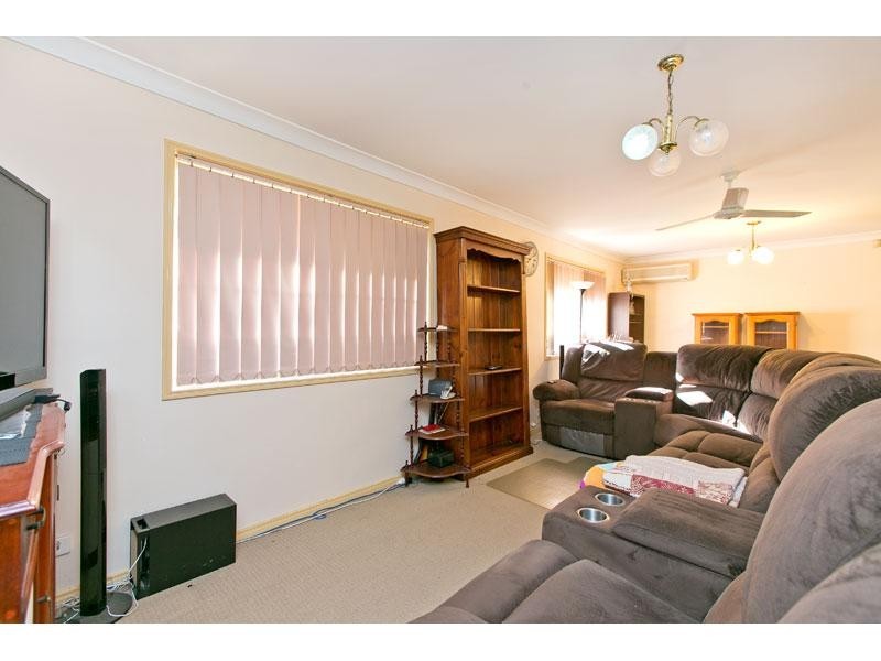 10 Tulip Street, Wynnum QLD 4178