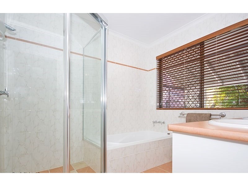 133 Randall Road, Wynnum West QLD 4178