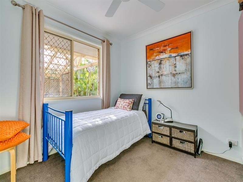 35 Trevally Crescent, Manly West QLD 4179