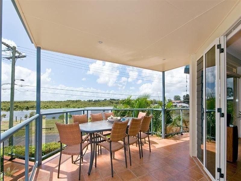 791 Esplanade, Lota QLD 4179