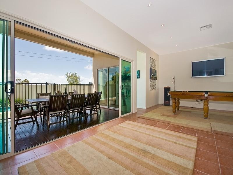 791 Esplanade, Lota QLD 4179