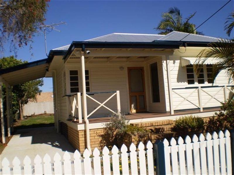 11 Gannon Avenue, Manly QLD 4179