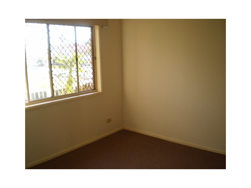 1/62 Emsworth Street, Wynnum QLD 4178