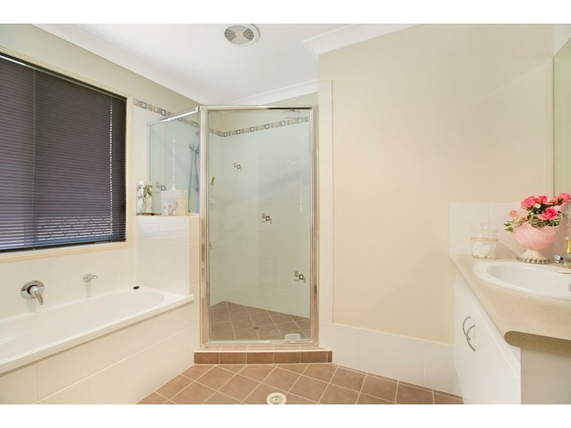 23 Carnation Street, Wynnum QLD 4178