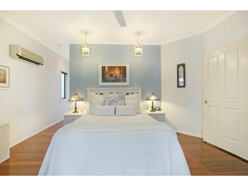 60 Manly Road, Manly West QLD 4179