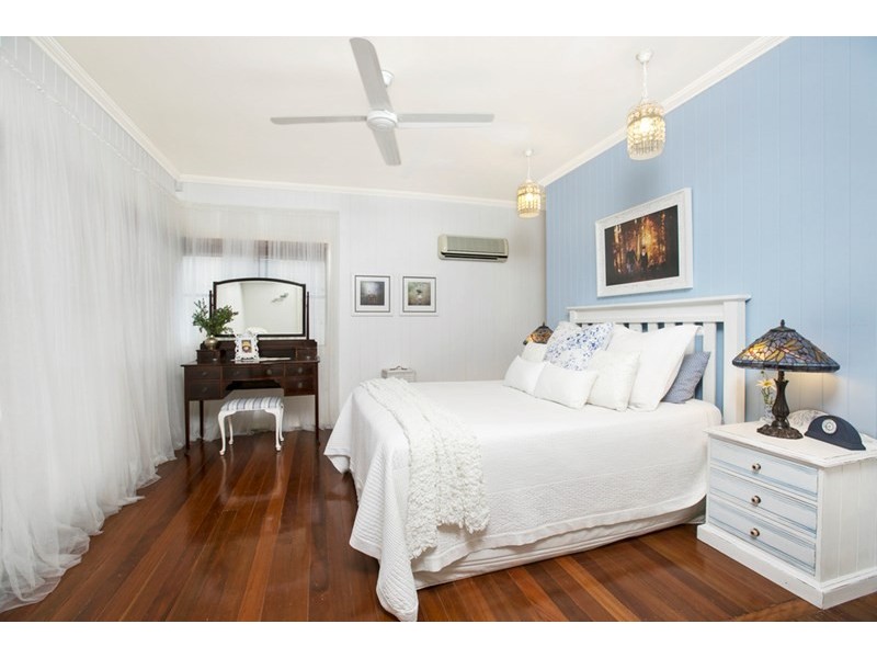 60 Manly Road, Manly West QLD 4179