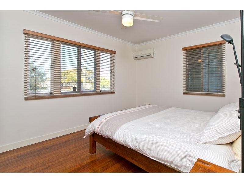 9 Leroy Street, Manly West QLD 4179