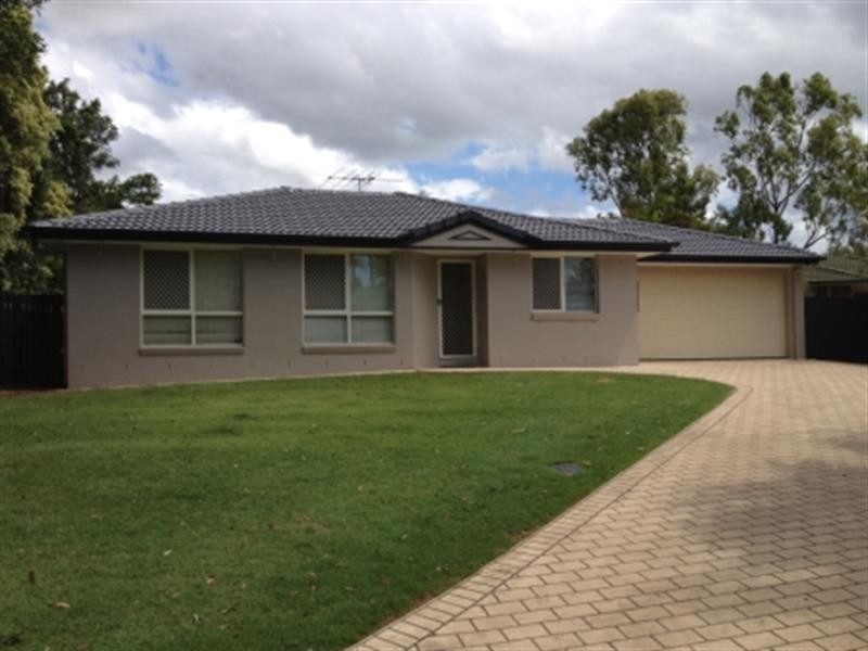 8 Ashlar Court, Wynnum West QLD 4178