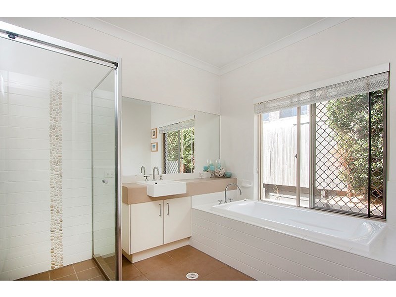 29 Stanbrough Road, Gumdale QLD 4154
