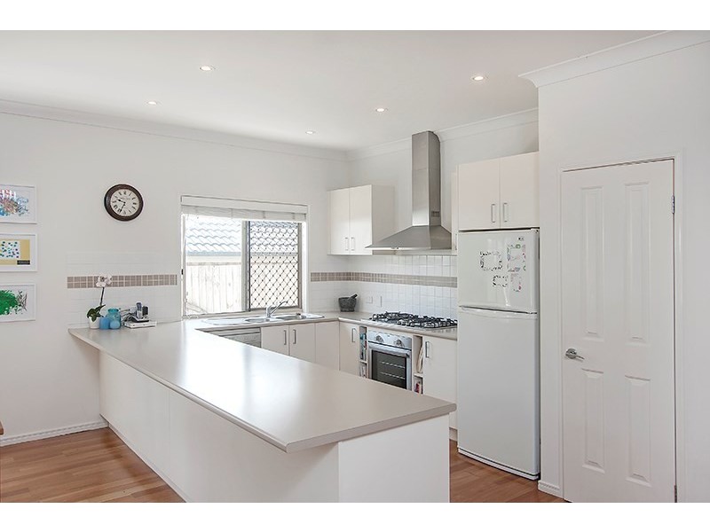 29 Stanbrough Road, Gumdale QLD 4154