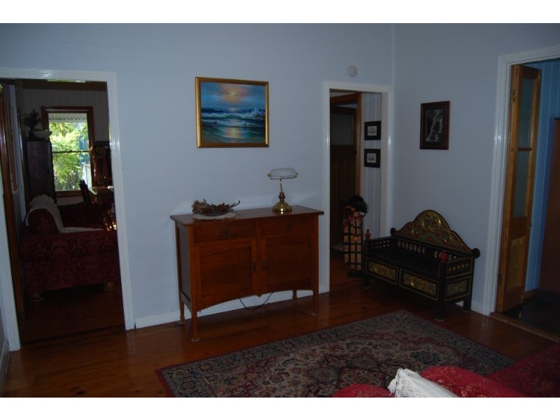 122 Kingsley Terrace, Manly QLD 4179